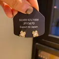 Close-up of elegant 925 silver four-leaf clover stud earrings with sparkling crystal inlay - Four-Leaf Clover Style (16) / Gold