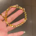Elegante pulsera de cuentas de citrino amarillo con un dije de pez dorado y espaciadores - Estilo Pez Circonita Citrino Amarillo Claro(3) / Embalaje Caja de Suspensión