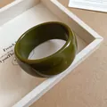 Brazalete grueso de acrílico minimalista en verde oliva brillante para moda femenina - Estilo Redondo / Verde