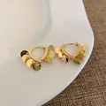 Boucles d'oreilles créoles dorées avec plusieurs pampilles en forme de disque - Style de Gland de Coeur Doré (18# Manchette d'Oreille)