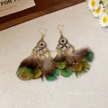 Orecchini pendenti bohémien con piume di pavone e fiori di zircone in tonalità oro - Stile Gancio per Orecchio (71#) / Verde