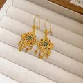 Eleganti orecchini a fiore dorati con nappe e zirconi colorati in scatola - Stile Gancio per Orecchio (95#) / Oro