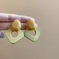 Orecchini geometrici retrò a forma di quadrato con resina ambra e ciondolo oro opaco. - Stile Perno in Argento Geometrico Retrò (117#) / Marrone