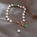 Eleganter Perlenarmband mit grünen Steinperlen und goldenem Knebelverschluss für Damen - 34# Weiße Barockperle Grüne Jade Armband