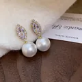 Elegante Ohrringe im französischen Stil mit Marquise-Edelstein und weißem Perlenanhänger - Teardrop Style (55#) / Gold