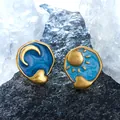 Elegantes pendientes de botón asimétricos de sol y luna con esmalte azul jaspeado - Corazón Sol Luna Esmalte (20#)