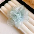 Elegante fermaglio per capelli a fiore in tessuto verde menta con petali in organza - Clip a Becco d'Anatra (34) / Verde