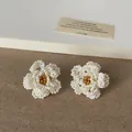 Orecchini a lobo vintage a forma di fiore di perline bianche fatti a mano per donna - 56# Bianco (Ago d'argento)
