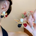 Eleganti orecchini a lobo a fiore vintage con gocce rosse, nere e bianche. - 52# Perno in Argento-Oro-Colorato