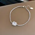 Elegante bracciale tennis color argento con pietra centrale rettangolare in zircone - Silver Marquise Chain (28#)