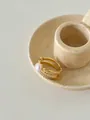 Elegante anello aperto dorato con una perla bianca, zirconi e il design della lettera R. - Stile Perla Artificiale Dorato (48#)