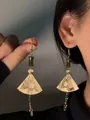 Klassische chinesische Ohrhänger in Fächerform mit grünen Jade-Perlen und eleganten Quasten - Ohrhaken Stil (46)
