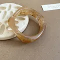 Irregular amber-toned resin bangle with retro tortoiseshell pattern - Irregular Tortoiseshell Pattern Style (75#) / Brown