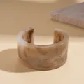 Retro marbled resin cuff bracelet with cream and brown tortoiseshell pattern design - Marble Swirl Style (85#) / Light Coffee