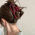 Elegant minimalist burgundy wavy cross hair claw clip for women's stylish hair styling - Dark Red Fish Tail Style