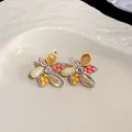 Handgefertigte bunte Kristallblumen-Ohrstecker mit Perlenblüten - Bunte Blume (22#)