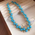 Collana stile vintage con perline turchesi e cristalli zirconi in scatola porta gioie - Blu