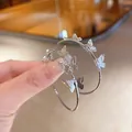 Élégantes boucles d'oreilles créoles argentées ornées de motifs papillons en métal - Style Créole Papillon (24#)