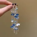 Boucles d'oreilles élégantes à pompons en zircon bleu avec des chaînes argentées - Style Gland à Fleurs Perlé (39#)