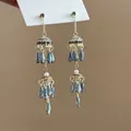 Boucles d'oreilles pendantes à pampilles en cristal bleu-gris et fleurs en zircon - Style Gland en Cristal de Larme (48#)