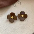 Boucles d'oreilles fleurs marron vintage style Maillard avec détail de perle dorée centrale - 2# Café - Fleur Brillante à Quatre Pétales