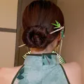 Eleganter Bambusblatt-Haarstab mit langer Quaste für traditionelle chinesische Frisur - Gold-Grün