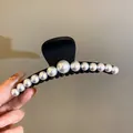 Elegant matte black hair claw clip with gradient pearls, stylish accessory for women - Gradient Pearl Style / Black