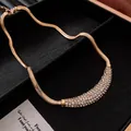 Elegant gold-plated curved necklace with shimmering rhinestones for women - Curved Clavicle Chain Style 1