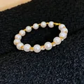 Elegantes Perlenarmband mit goldfarbenen Details und funkelnden Strasssteinen - Französischer Luxus-Perlen-Stil (13#)