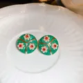 Orecchini vintage verdi a bottone con motivo floreale di perle e finiture dorate - Stile Trifoglio Tondo (Perno Argento 7)