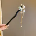 Traditional wooden hair stick with lily-of-the-valley flowers and pearl tassels - 31# Hair Stick