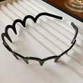 Minimalist black zigzag wavy headband hair hoop with anti-slip teeth for women - Resin Wave Style / Black