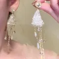 Elegante kreative Kristallblumen-Quastenohrringe mit Goldketten für Damen im Design. - Kristall-Quasten-Stil (66#)