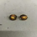 Vintage Maillard style amber resin stud earrings with elegant gold plated oval borders - Round Style (HE29565-4)