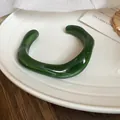 Bracelet jonc en acrylique marbré vert foncé élégant avec un design organique chic. - Vert foncé (41#)