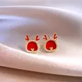 Elegantes pendientes de dragón bañados en oro con circonitas y detalles de corazón en esmalte rojo - Pendientes de Reno Rojo y Dorado Silver Earring Post (HE16655) / Rojo
