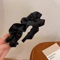 Elegante cerchietto in velluto plissettato nero in stile vintage di corte francese - Stile Pieghettato in Tessuto (86#)
