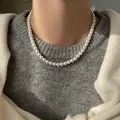 Élégant collier de perles blanches classique pour femme, style rétro français raffiné - 6mm / Blanc