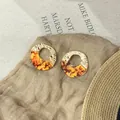 Orecchini a lobo circolari in stile vintage in tartaruga e oro martellato per un look retrò - Stile Oro Caffè (37)