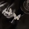 Eleganti orecchini a perno a farfalla con aghi in argento 925 e zirconi scintillanti - Farfalla Pavé in Zirconia (70)