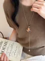Elegante lange zilveren ketting met een getextureerde paardenhanger en parelaccent - Houtnerf Strass Zilveren Ketting Stijl (56#)