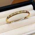 Bracelet jonc vintage français plaqué or 18 carats avec incrustation de zircones - Style 7 (Or)