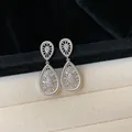Elegante Vintage Silberne Tropfenohrringe mit funkelndem Zirkon-Besatz für stilvolle Damen - 25# Silberne Nadel - Silber