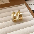 Elegante Creolen im Vintage-Maillard-Stil aus cremefarbenem Harz und Gold-Finish für Damen. - 48# Ohrring - Gold - Weiß (echt Vergoldet)