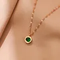 Elegante Halskette mit römischen Ziffern und rundem grünem Kristall-Anhänger in Roségold. - Roségold Grün