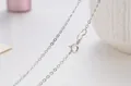 Dettaglio ravvicinato di una collana a catena a maglie a O in argento 925 da donna - Catena O-link 45cm (Senza Ciondolo)