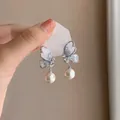 Eleganti orecchini a farfalla in rete con pendente di perla in stile vintage - 4# Ago D'argento - Argento - Blu