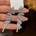 Boucles d'oreilles pendantes argentées avec pierres scintillantes en zigzag - Style Gland Étale Multi-couches (7#)