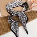 Collana sciarpa in seta retrò bianca e nera con motivo paisley e pois accessorio donna - Accessorio da Collo Scarf Patchwork Paisley Pois / Nero & Bianco