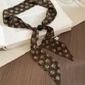 Elegante collana foulard in tessuto floreale marrone vintage con cursore a perla nera - Collana Scarf Floreale a Pois (Fibbia Scorrevole) / Verde